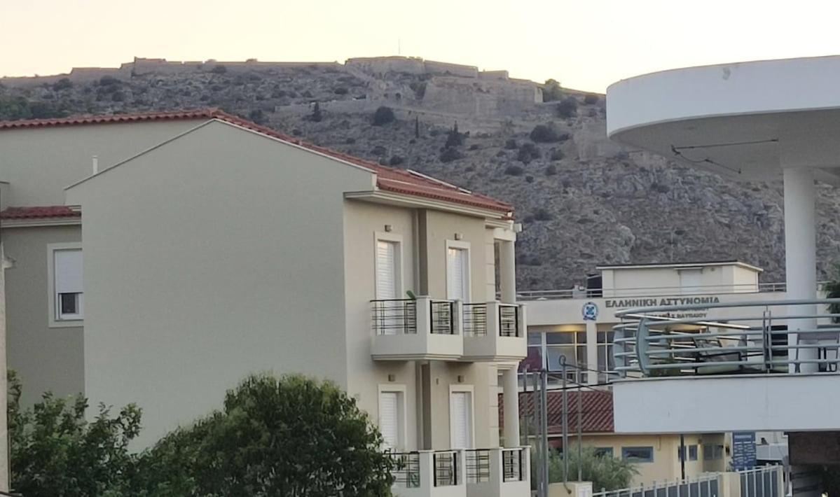 Nafplio Vacation House ภายนอก รูปภาพ
